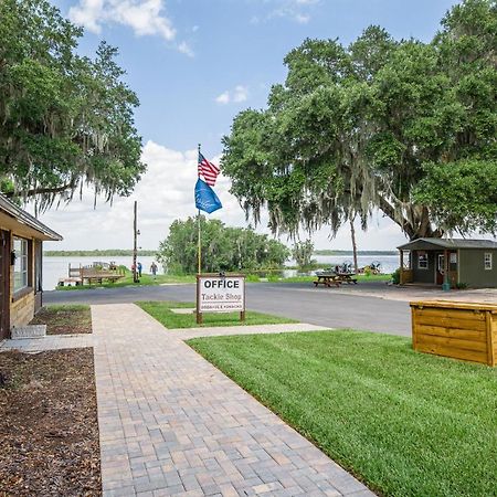 Idlewild Lodge And Rv Park Lake Panasoffkee Buitenkant foto