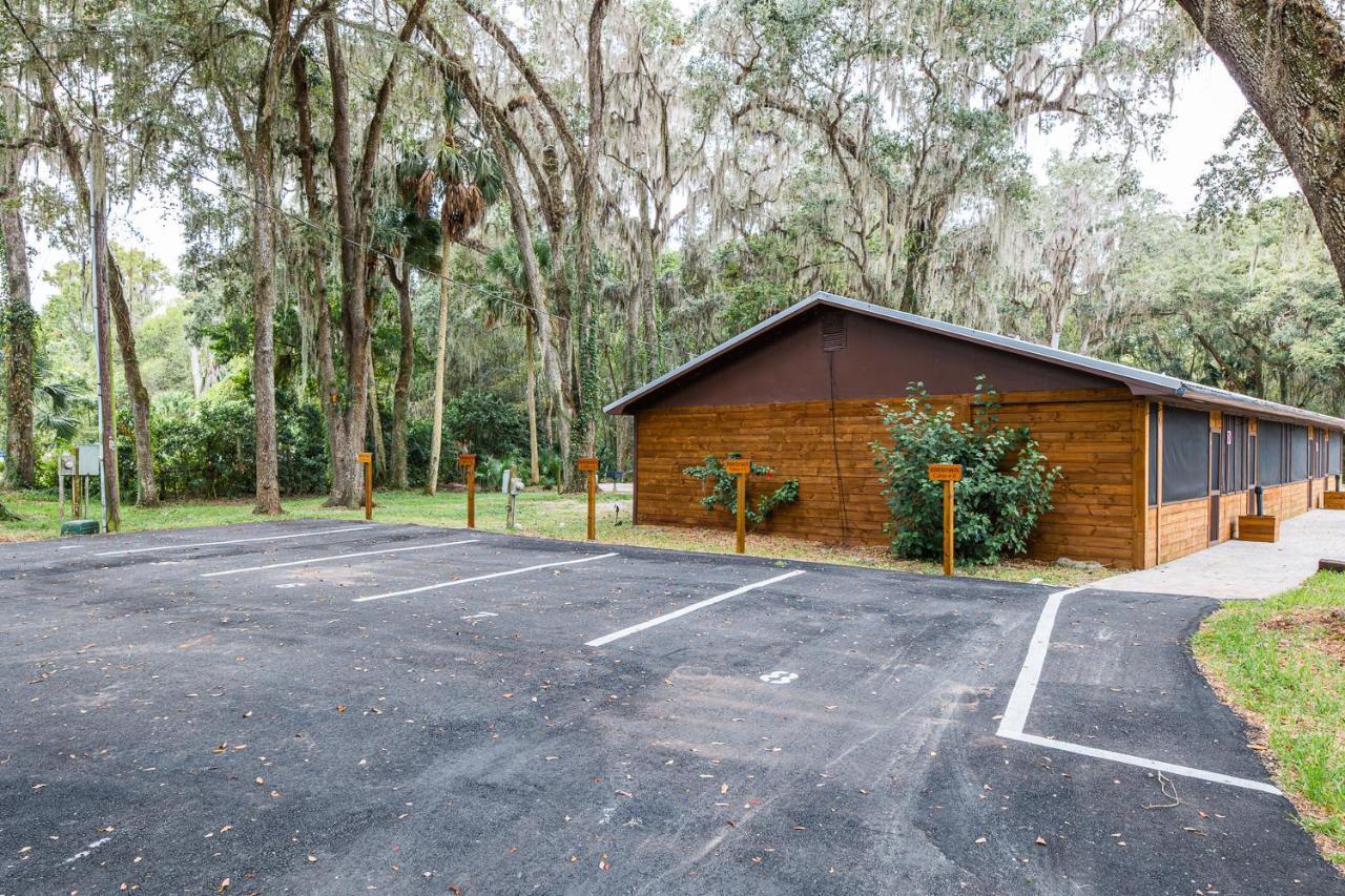 Idlewild Lodge And Rv Park Lake Panasoffkee Buitenkant foto