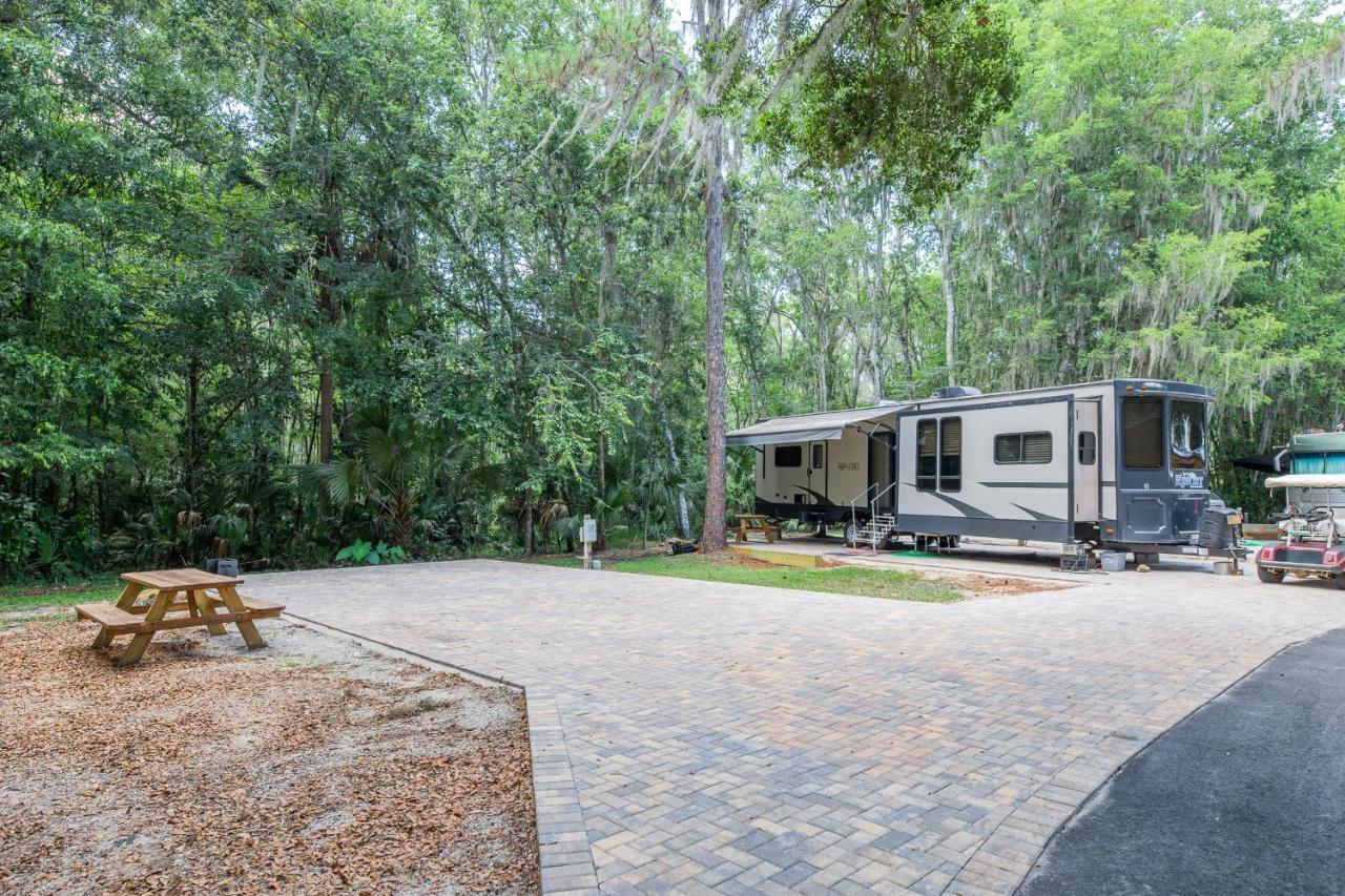 Idlewild Lodge And Rv Park Lake Panasoffkee Buitenkant foto